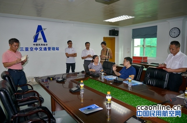 ������ί